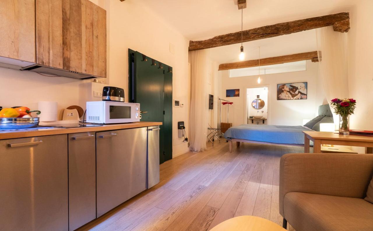 Lovely Studio D'Azeglio By Studio Vita 볼로냐 외부 사진